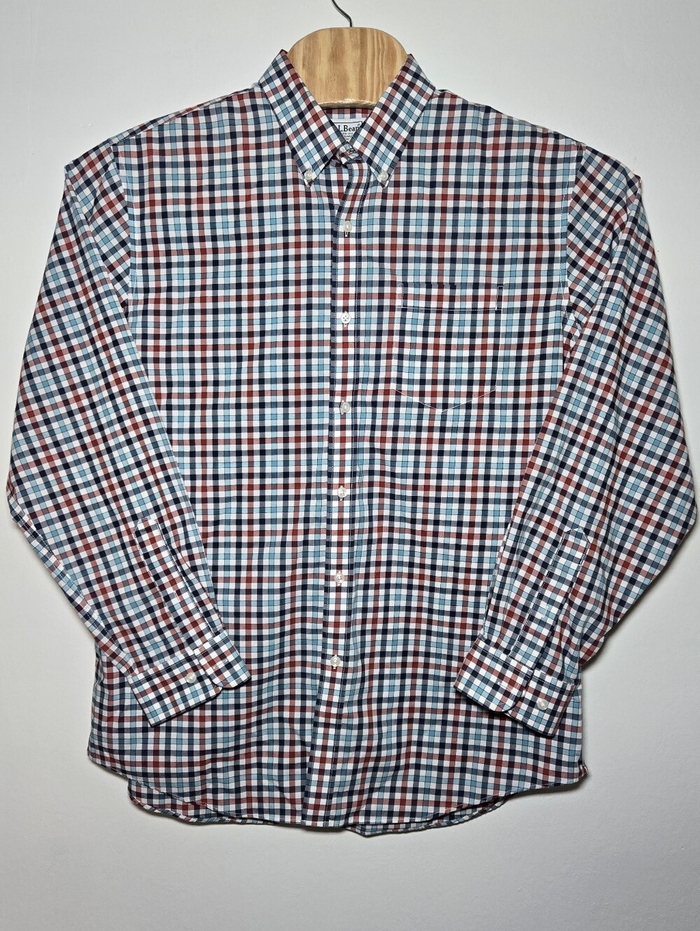 L L BEAN MENS LONG SLEEVE BUTTON DOWN GINGHAM PLAID SHIRT REG FIT SIZE LARGE